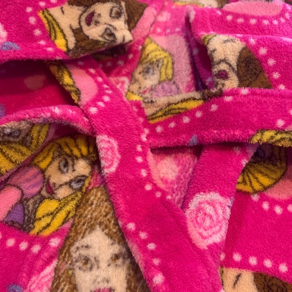 Princess Girl’s Robe - Picture 3 of 6